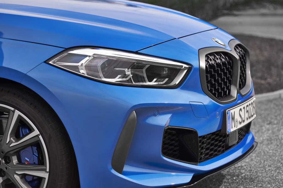 Детали экстерьера BMW M135i xDrive (F40) 2019 года  (WW) (фото 26 из 189)